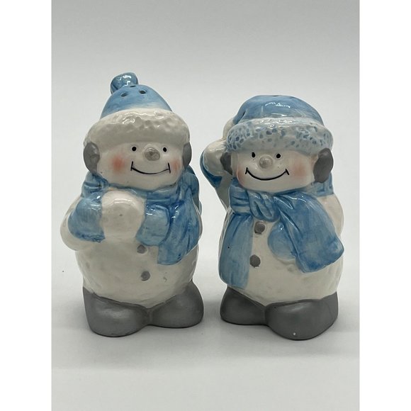 Anchor Hocking Other - Vintage Snowmen Salt and Pepper Shakers